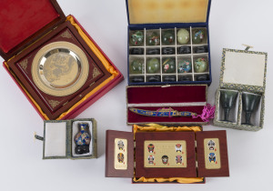 Chinese boxed set of 10 hand-painted jade eggs, boxed miniature cloisonne vase, pair of Chinese spinach jade goblets, cloisonne letter opener, Great Wall of China souvenir and a Chinese opera souvenir, 20th century, (6 items), the goblets 6.5cm high