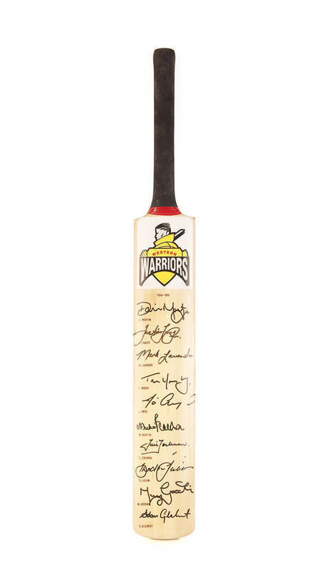 1994-95 WESTERN AUSTRALIA, full size Cricket Bat with 30 signatures on front & reverse, including Damian Martyn, Justin Langer, Adam Gilchrist & Mike Hussey. Bat varnished, so signatures in excellent condition.