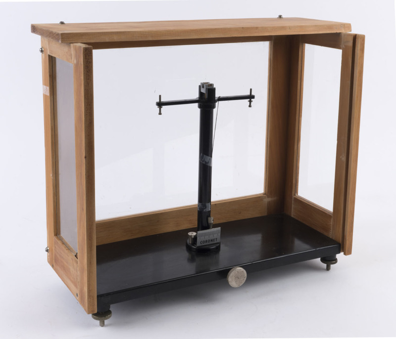 Scientific balance scales, incomplete, 20th century, ​38cm high, 43cm wide, 19cm deep