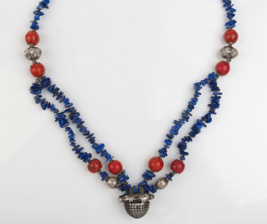 Tibetan necklace, lapis, coral and silver, 19th/20th century, 100cm long