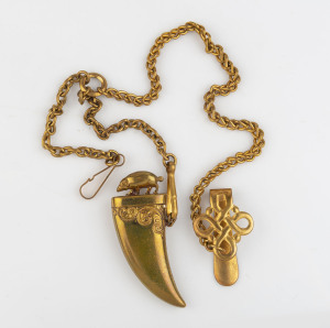 Gents antique gold plated fob chain with stylized tiger claw vesta, circa 1900, ​45cm long