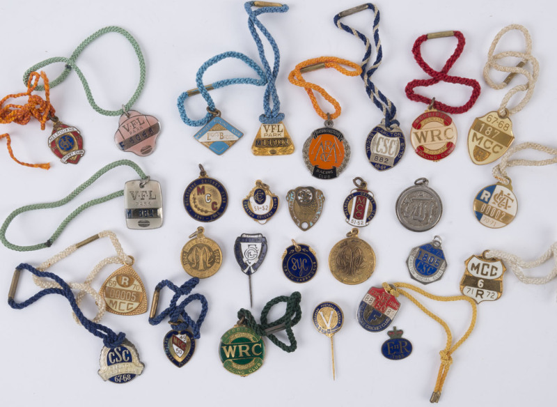 MELBOURNE CRICKET CLUB: membership fobs for 1941-42, 1942-43, 1945-46, 1949-50, 1951-52, 1952-52, 1967-68, 1969-70, 1970-71 & 1971-72; other membership badges for Carlton Cricket Club 1951-52, Carlton Social Club 1967-68, 1968-69, 1972-73, VFL Park for 19