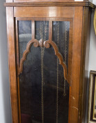 A grandfather clock, three weight movement with walnut veneer case, 20th century, ​205cm high - 3