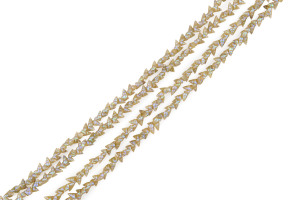 A Tasmanian mariner shell bead necklace, ​180cm long