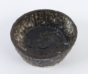 DAVID & HERMIA BOYD pottery bowl with incised decoration, signed inside the bowl "D & H Boyd", 6cm high, 15.5cm diameter