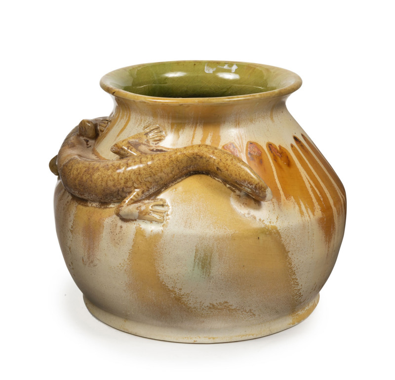 REMUED pottery vase with applied skink decoration, incised "Remued 37Z", 14cm high, 7cm diameter