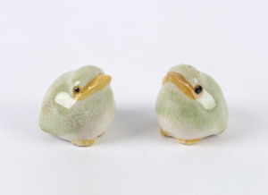 GRACE SECCOMBE pair of baby finch pottery condiments, incised "G. S. Aus", 4.5cm high