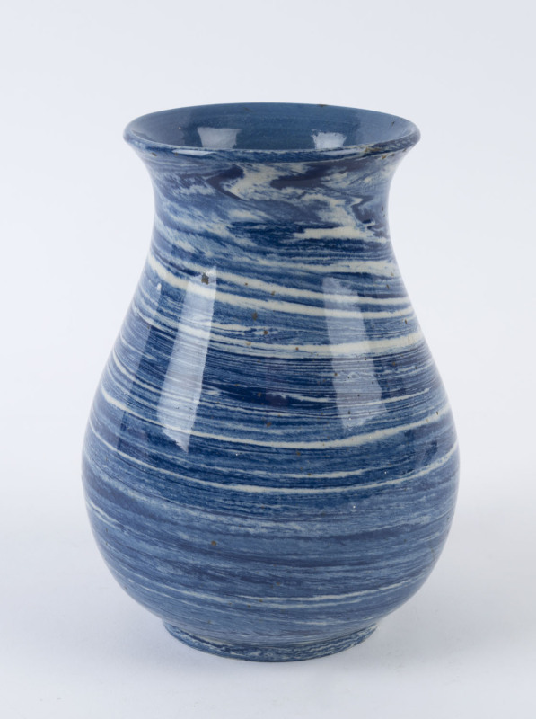 BENDIGO POTTERY "Agate Ware" vase, ​16cm high