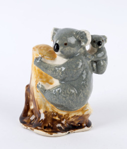 Grace Seccombe style mother and baby koala statue, ​13cm high