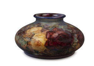 Australian hand-painted porcelain vase with roses, Adelaide, South Australian origin, signed "Mamie Venner, S.A. 1940", 14cm high, 24.5cm wide