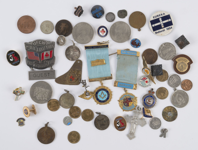 Medallions & Badges: Eclectic assortment with Australia 1934 Victoria Centenary medallions (3), masonic medallions (2), USA police badges (2); few military related items; also GB 1837 'To Hanover' tokens, undated QV whist/bridge tokens (4) and a few coin