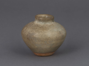 A Chinese pottery vessel in the Sung style, 6.5cm high