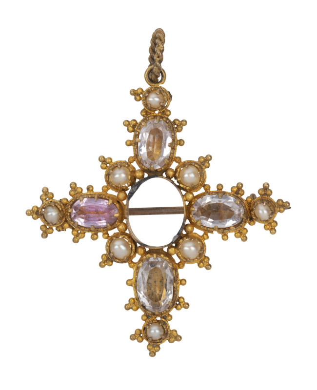 A Georgian gold cross pendant with cut stones, late 18th early 19th century, missing central stone, has been converted to a brooch, tests as 10ct gold or better. ​4cm high