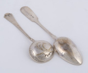 A Russian silver tablespoon, together with an engraved soup spoon, early 20th century, (2 items), the larger 20.5cm long, 102 grams total