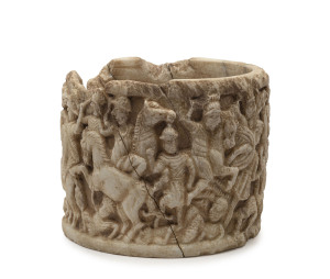A provincial Roman carved marble pixis, decorated in high relief with Roman and Persian battle scene in the time of Emperor Valerian and King Shapur, circa 255. with accompanying certificate of Authenticity by B. C Galleries, Armadale, Victoria, 13cm high, 16cm diameter