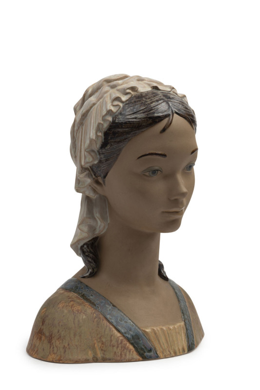 LLADRO Spanish porcelain bust of a peasant girl, blue factory mark to base, 33cm high