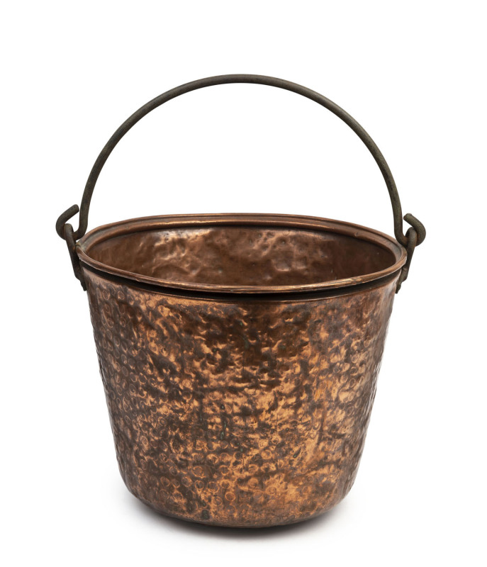 An antique copper bucket with iron handle, 19th century, 46cm high, 39cm wide