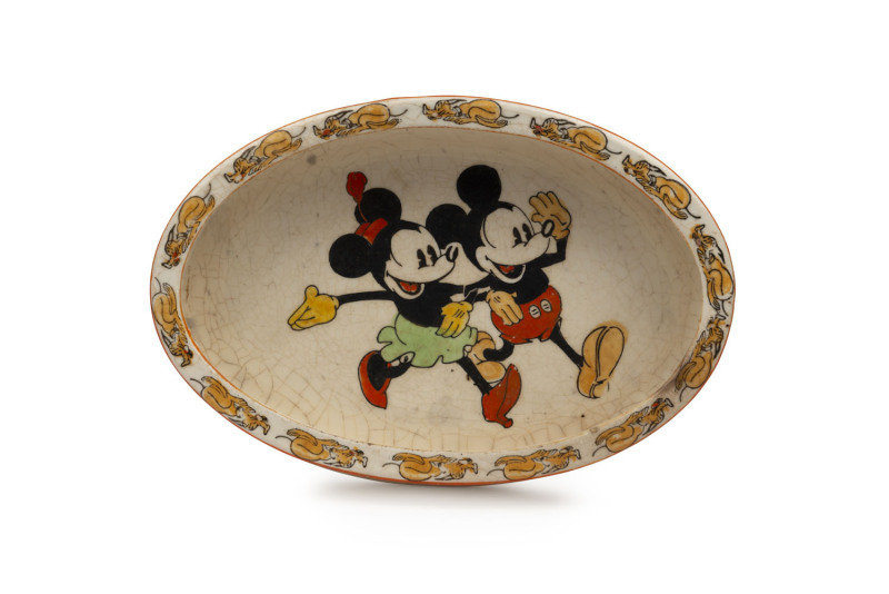 MICKEY & MINNIE MOUSE: painted and glazed ceramics, comprising oval bowls (2) showing Micky & Minnie walking hand-in-hand, circular bowl in same design (heavily worn), plus another circular bowl with "I'm going to sneeze..." caption; all made in Japan, c.