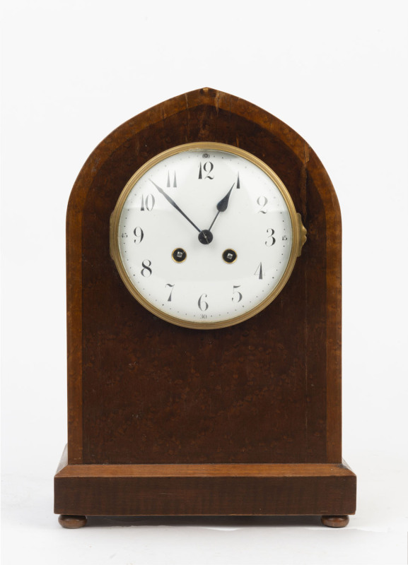 An antique French timber cased mantel clock, time and strike movement with Arabic numberals, late 19th century, 34cm high
