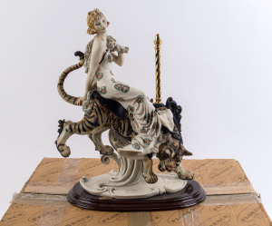 GIUSEPPE ARMANI Florence Sculture D'arte "Tiger Lady" statue, cast resin in original box, late 20th century, ​43cm high