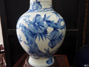 A Chinese baluster shaped blue and white porcelain vase with wooden stand, Republic period, ​34cm high - 8