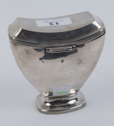 An antique Dutch silver tea caddy in the Regency style, circa 1820, 11cm high, 202 grams - 4