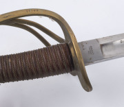 American Civil War cavalry sabre in scabbard, stamped "U.S. ADK, 1862, Ames Mfs. Co. Chicopee Mass." additionally marked on the guard "11199", ​102cm long - 9