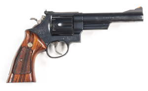 SMITH & WESSON MOD 29-3 C/F REVOLVER: 44 Magnum; 6 shot fluted cylinder; 141mm (5 7/8') barrel; vg bore; standard sights, Cal markings & SMITH & WESSON to the barrel; Trade mark & address to rhs of frame; sharp profiles & clear markings; retaining 98% ori