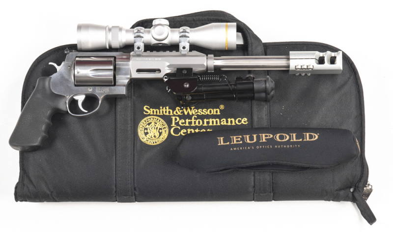 SMITH & WESSON MOD 460 HUNTER STAINLESS STEEL C/F REVOLVER: 460 S&W ...