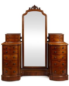 An antique cheval dressing table, finely crafted in mahogany and cedar, 19th century, with secret drawer! ​180cm high, 155cm wide, 60cm deep