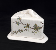 An antique English porcelain cheese dish and cover, 19th century, circular impressed mark (illegible), ​19cm high, 20cm wide - 2