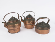 Three old copper kettles, 19th and 20th century, ​the largest 29cm high, 28cm wide