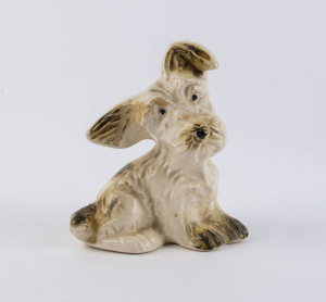 BENDIGO POTTERY dog statue, 13cm high