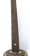 A Japanese katana sword with scabbard, 19th/20th century, signed tang, 96cm long - 5