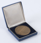 THE RIGHT HONORABLE PHILLIP LYNCH, MINISTER FOR INDUSTRY & COMMERCE (and Deputy Leader of the Liberal Party) presentation bronze medal (231gms, 76mm) from JUANITA M. KREPS, U.S. SECRETARY OF COMMERCE, to commemorate Lynch's June 1979 visit to the United S - 4