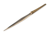 STUART DEVLIN sterling silver letter opener with gilt handle, in original plush fitted leather box, 30cm long, 120 grams