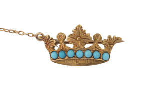 FISCHER (Geelong) antique Australian 15ct gold crown brooch set with a row of polished turquoise, 19th century, stamped "E. FISCHER, 15c.", 2.5cm wide, 2.4 grams