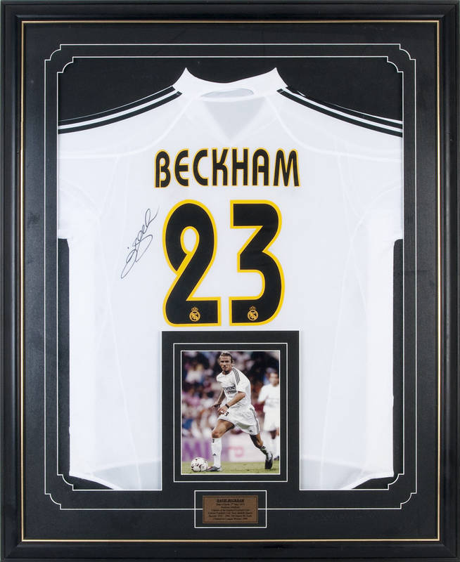 Framed David Beckham Signed Real Madrid Shirt