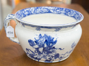 DOULTON BURSLEM "Waratah" blue and white porcelain chamber pot, 19th century, factory mark to base, ​15cm high, 28cm wide - 2