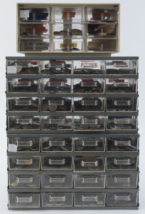 Coins - World : Collection in three "organiser" cabinets and a small box containing a huge variety of circulated world coins, mostly 20th century and predominantly alloy types with some silver coins present including Australia 1927 Canberra Florin, Great Britain 1888 QV Crown, 1906 KEVII 6d, 1925 KGV Florin, Netherland 1847 1g, Switzerland range of ½fr, 1fr & 2fr coins, USA 1913, 1935 & 1943 Half-Dollars; many other countries represented including Canada, East Africa & Kenya, French Polynesia,