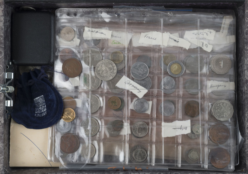 Coins - World : General world accumulation of coins and medallions including Roman Empire Constantius II coin, RAM 1992 Gold Coast Sesquicentenary trade dollar packs (2), Australia 1975 gilded 2c & 1980 Melbourne International Centenary Exhibition stg sil