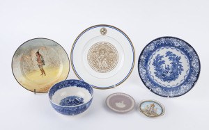 Six assorted English porcelain plates and bowls including Royal Doulton, Wedgwood and Royal Worcester, 19th and 20th century, the largest 27cm diameter