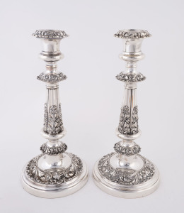A fine pair of antique English Sheffield plated candle sticks, 19th century, 30.5cm high