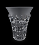 LALIQUE "Feuilles" French art glass vase, engraved "Lalique, France", 18.5cm high