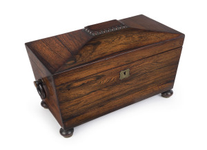 An antique English rosewood double tea caddy, early 19th century, interior fitted with original boxes and velvet lining, 21cm high, 32cm wide, 16cm deep