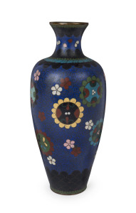 TOTAI SHIPPO Japanese cloisonné vase, Meiji period, 21cm high