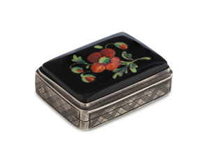 A fine English sterling silver vinaigrette with enamelled opium poppy top and original gilt washed interior with grill in fine condition, Birmingham, circa 1838, 3.3cm wide