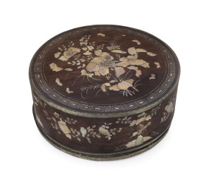 An antique Chinese circular workbox, rosewood with mother of pearl inlay, interior fitted with lift-out tray and compartments, ​Qing Dynasty, circa 1830, 11cm high, 28cm diameter