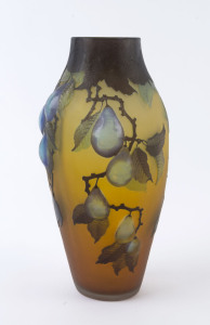 Gallé style cameo glass vase adorned with fruit and leaves, 20th century, 30cm high