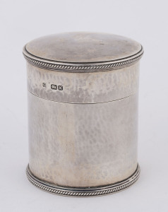 An English sterling silver tea caddy, 20th century, 9cm high, 290 grams